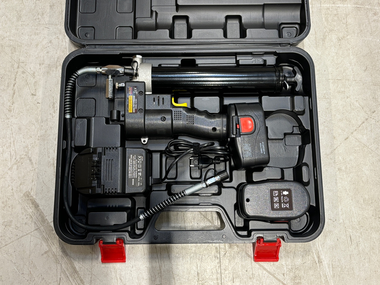 Hüttenberg - Строително оборудване: снимка 1 Hüttenberg - Строително оборудване: снимка 1