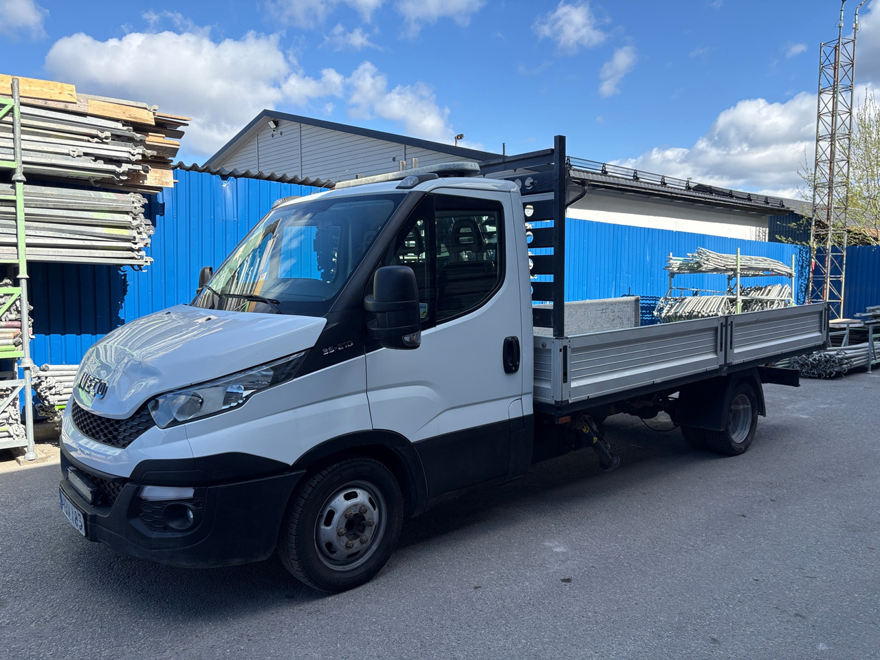 Iveco Daily 35-210 - Камион с кран: снимка 1 Iveco Daily 35-210 - Камион с кран: снимка 1