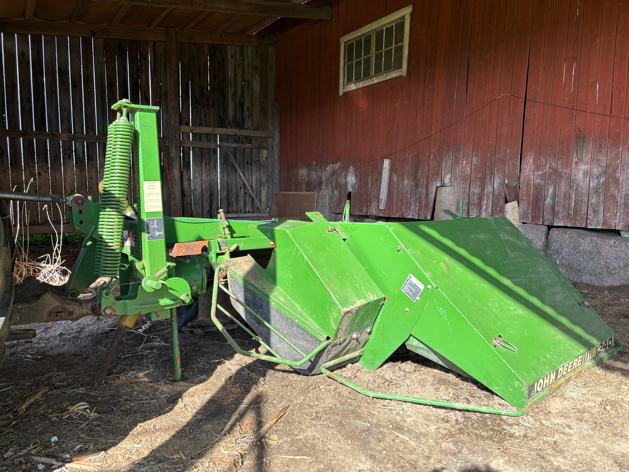 John Deere 1340 - Косачка-шредер/ Мулчер: снимка 1 John Deere 1340 - Косачка-шредер/ Мулчер: снимка 1