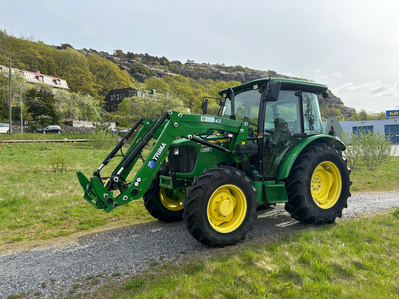 John Deere 5075E - Трактор: снимка 1 John Deere 5075E - Трактор: снимка 1