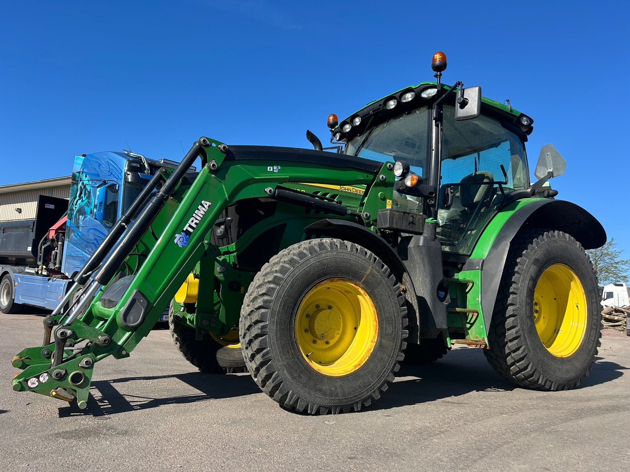 John Deere 6110R - Трактор: снимка 1 John Deere 6110R - Трактор: снимка 1
