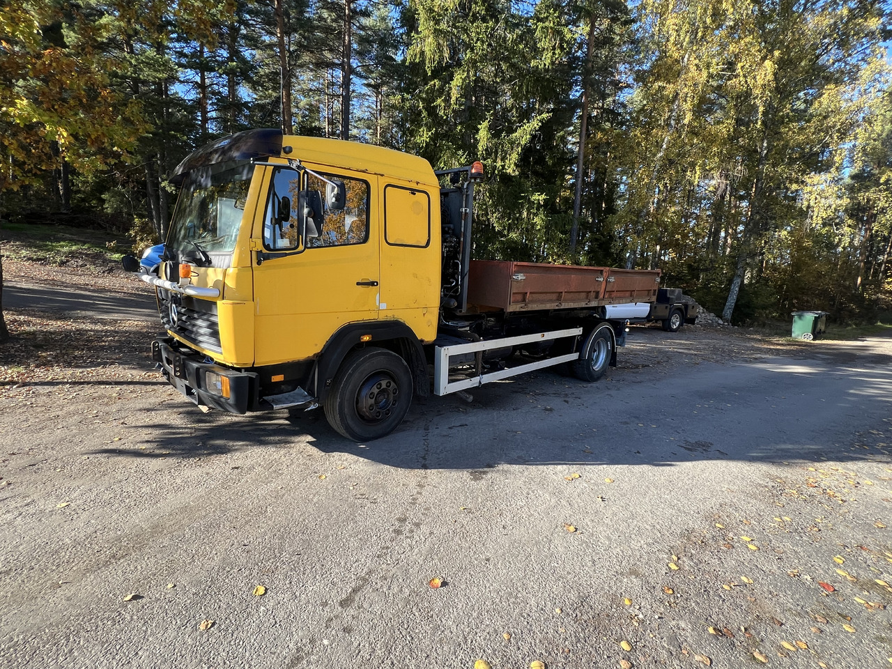 Mercedes-Benz 1117L - Камион: снимка 1 Mercedes-Benz 1117L - Камион: снимка 1