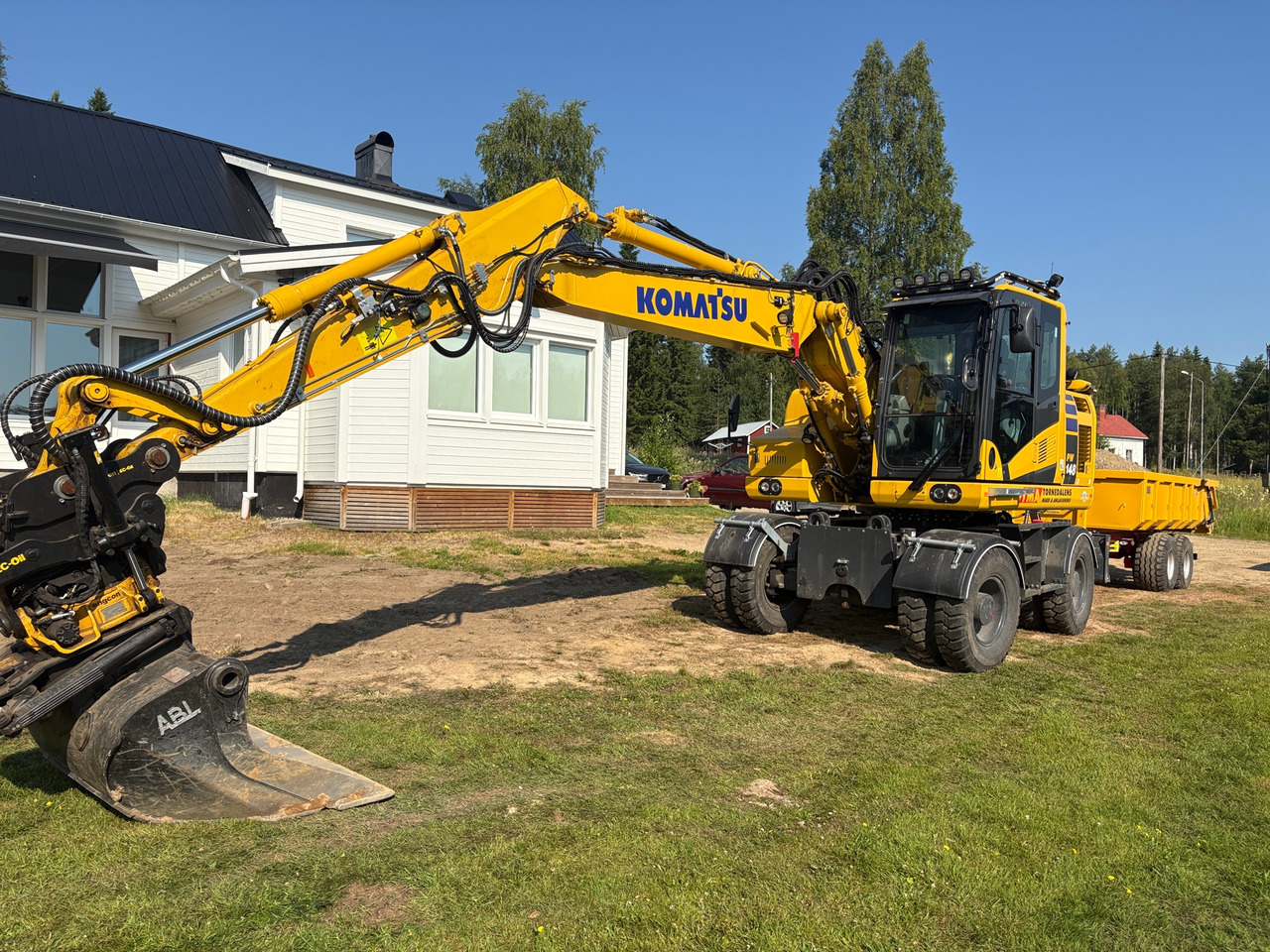 Komatsu PW 148-11E0 - Багер: снимка 1 Komatsu PW 148-11E0 - Багер: снимка 1