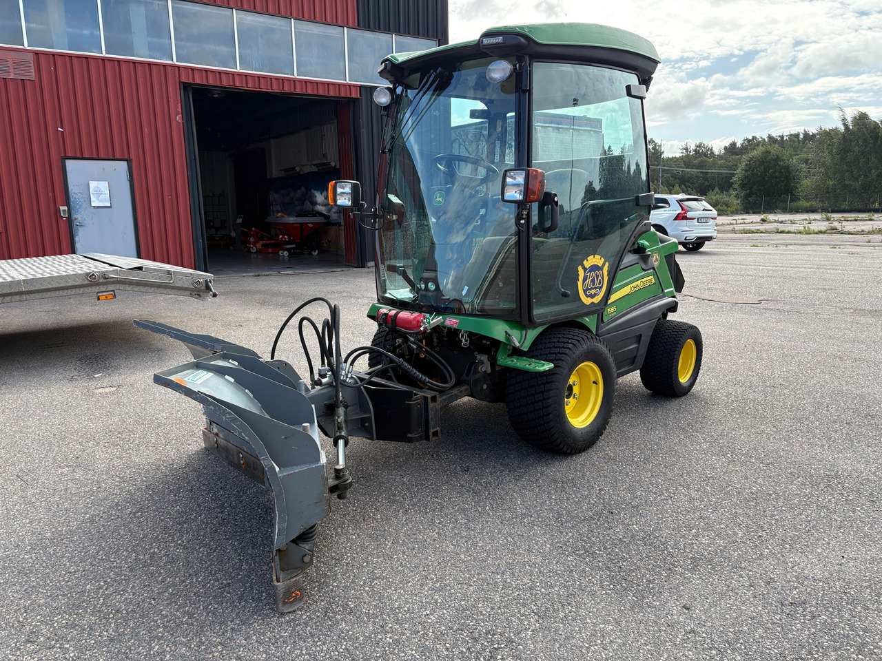 John Deere 1585 - Комунална/ Специална техника: снимка 1 John Deere 1585 - Комунална/ Специална техника: снимка 1