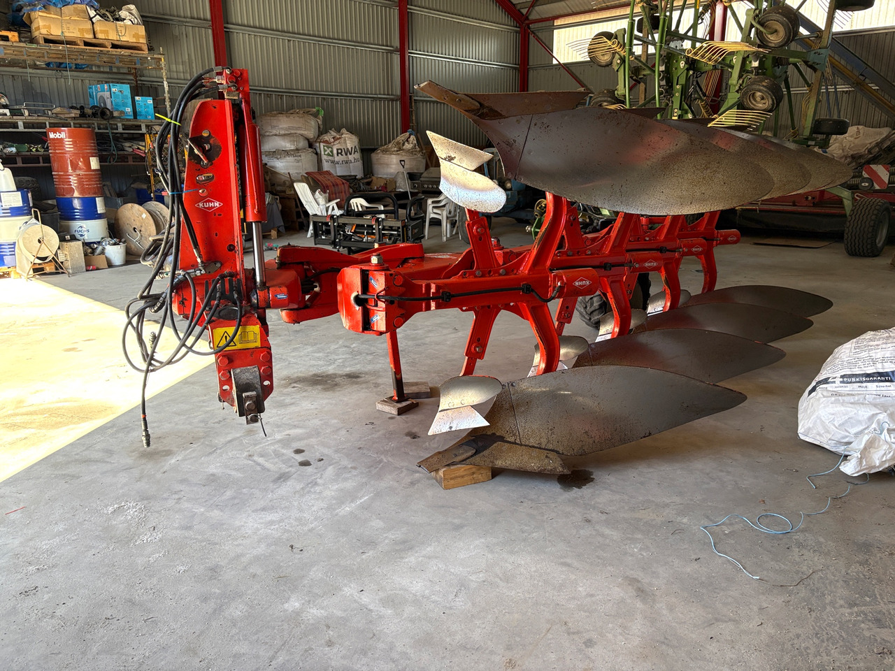 Kuhn Vari-Master 122 - Плуг: снимка 1 Kuhn Vari-Master 122 - Плуг: снимка 1