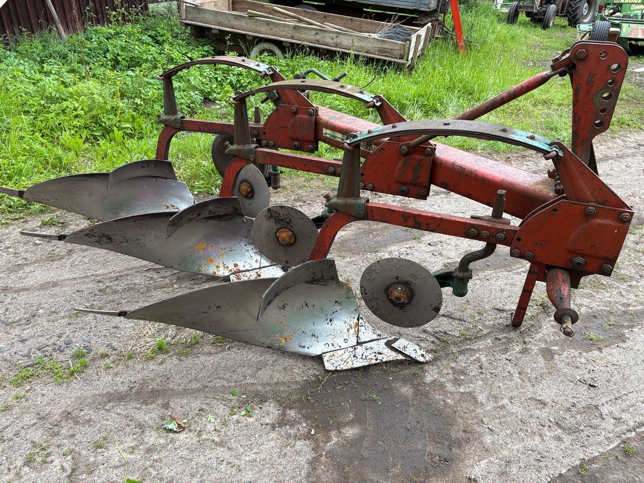 Kverneland 14" - Плуг: снимка 1 Kverneland 14" - Плуг: снимка 1