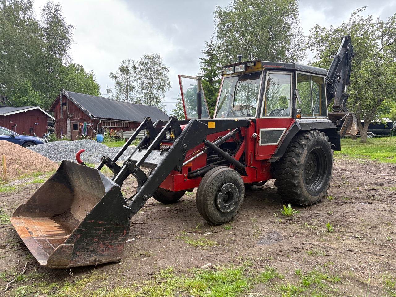 Massey Ferguson 50B - Багер-товарач: снимка 1 Massey Ferguson 50B - Багер-товарач: снимка 1