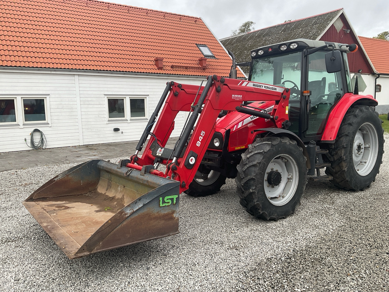 Massey Ferguson 5445 Dyna-4 - Трактор: снимка 1 Massey Ferguson 5445 Dyna-4 - Трактор: снимка 1