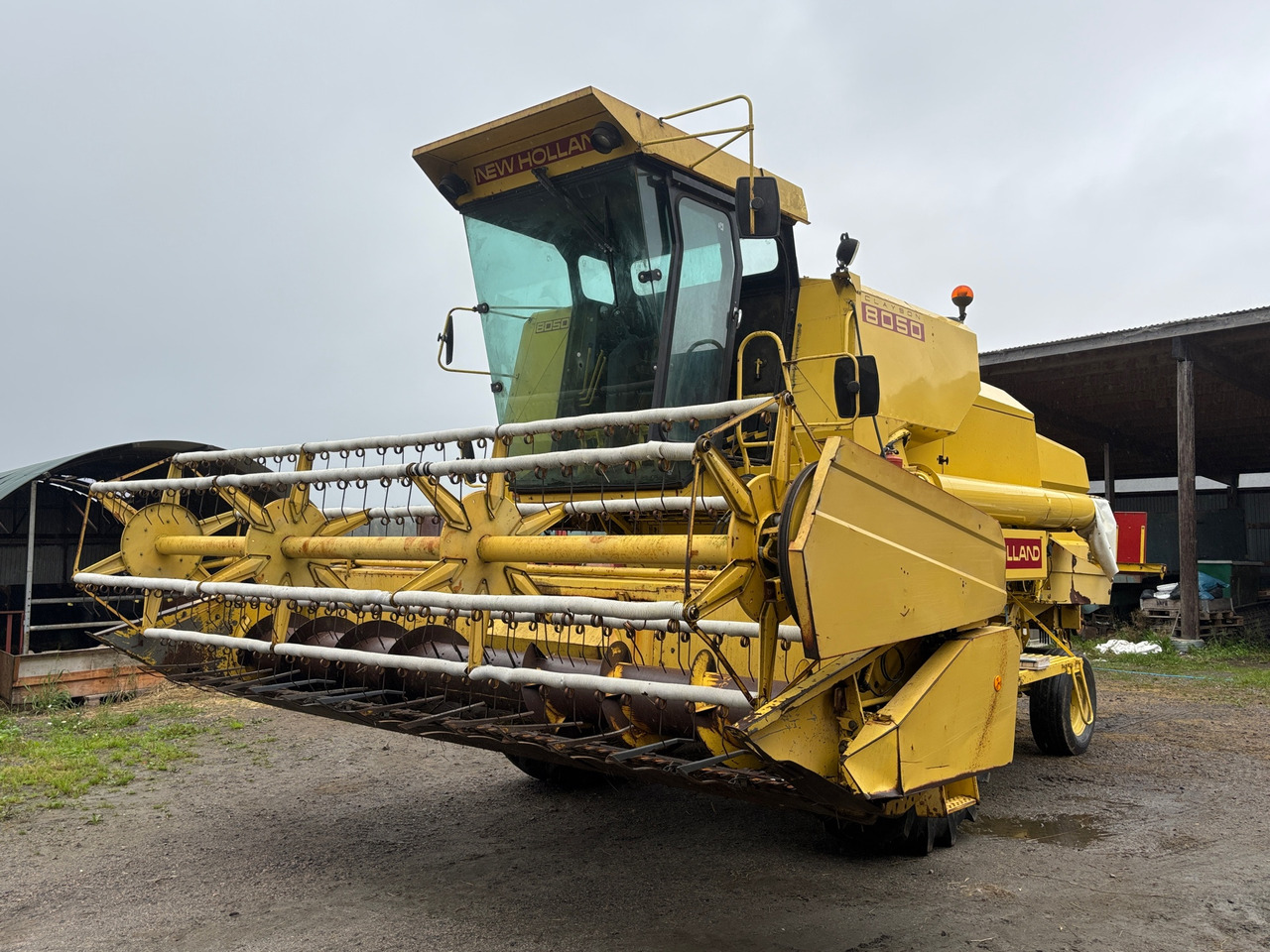 New Holland Clayson 8050 - Зърнокомбайн: снимка 1 New Holland Clayson 8050 - Зърнокомбайн: снимка 1