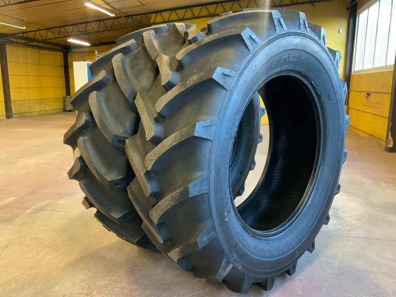 Nokian TR Multiplus - Гума за Селскостопанска техника: снимка 1 Nokian TR Multiplus - Гума за Селскостопанска техника: снимка 1