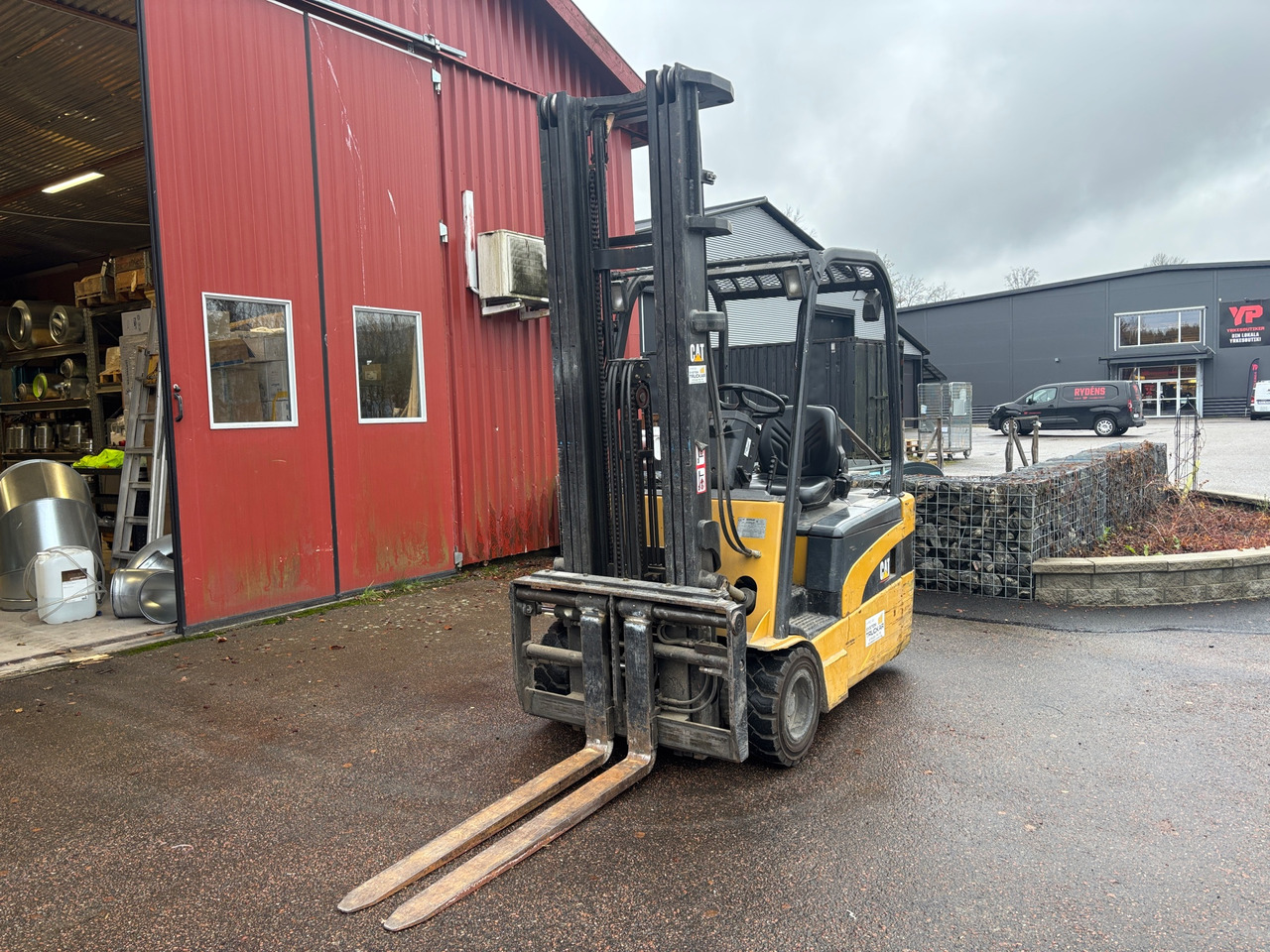 CAT EP20NT - Подемно-транспортна техника: снимка 1 CAT EP20NT - Подемно-транспортна техника: снимка 1