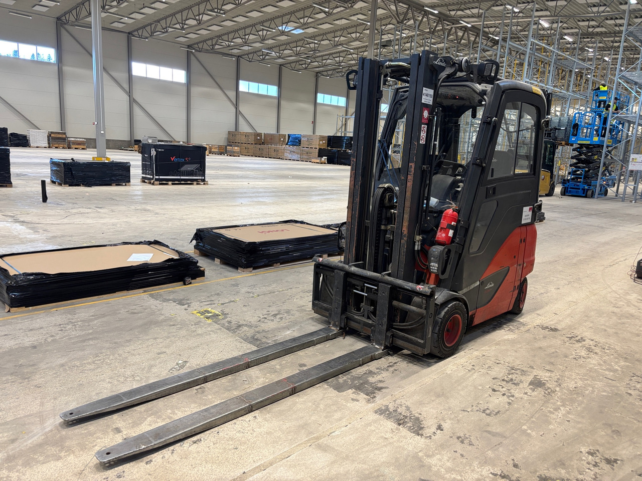 Linde E20PH-02 - Подемно-транспортна техника: снимка 1 Linde E20PH-02 - Подемно-транспортна техника: снимка 1