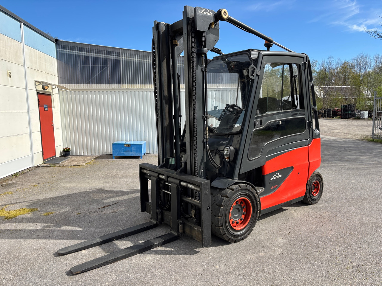 Linde E40H-01/600 - Подемно-транспортна техника: снимка 1 Linde E40H-01/600 - Подемно-транспортна техника: снимка 1