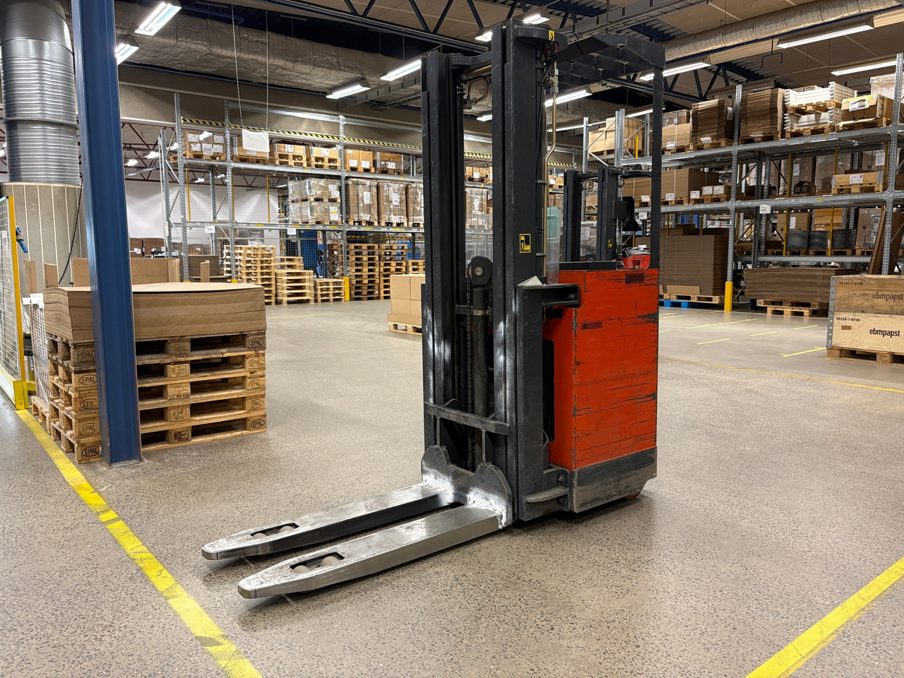 Linde L13 TTFYI - Подемно-транспортна техника: снимка 1 Linde L13 TTFYI - Подемно-транспортна техника: снимка 1