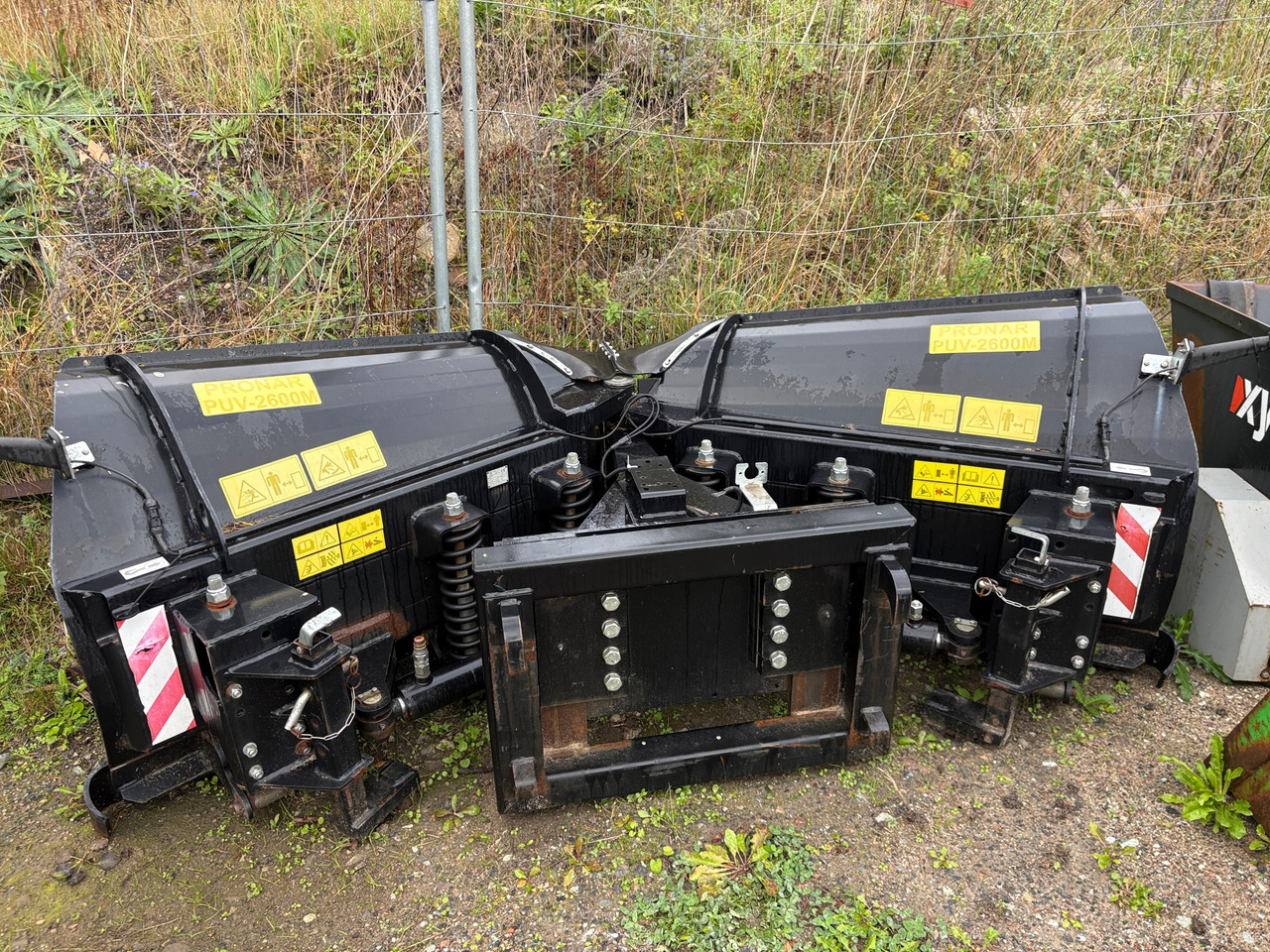 Pronar PUV-2600M - Гребло за сняг: снимка 1 Pronar PUV-2600M - Гребло за сняг: снимка 1