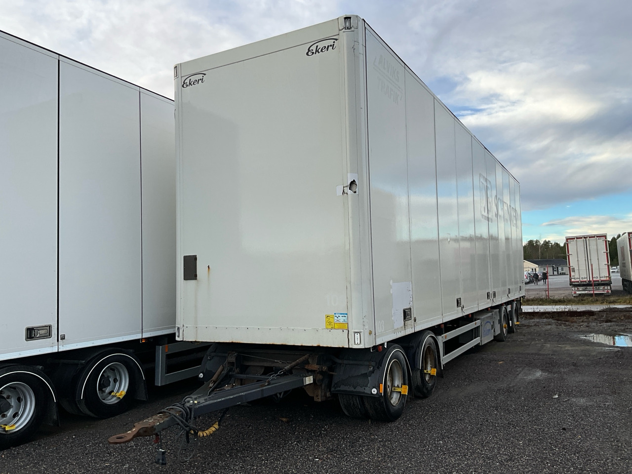 Ekeri Sb-D - Ремарке: снимка 1 Ekeri Sb-D - Ремарке: снимка 1