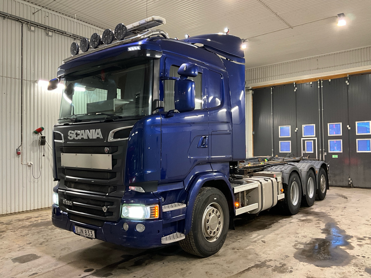 Scania R520 - Мултилифт с кука камион: снимка 1 Scania R520 - Мултилифт с кука камион: снимка 1