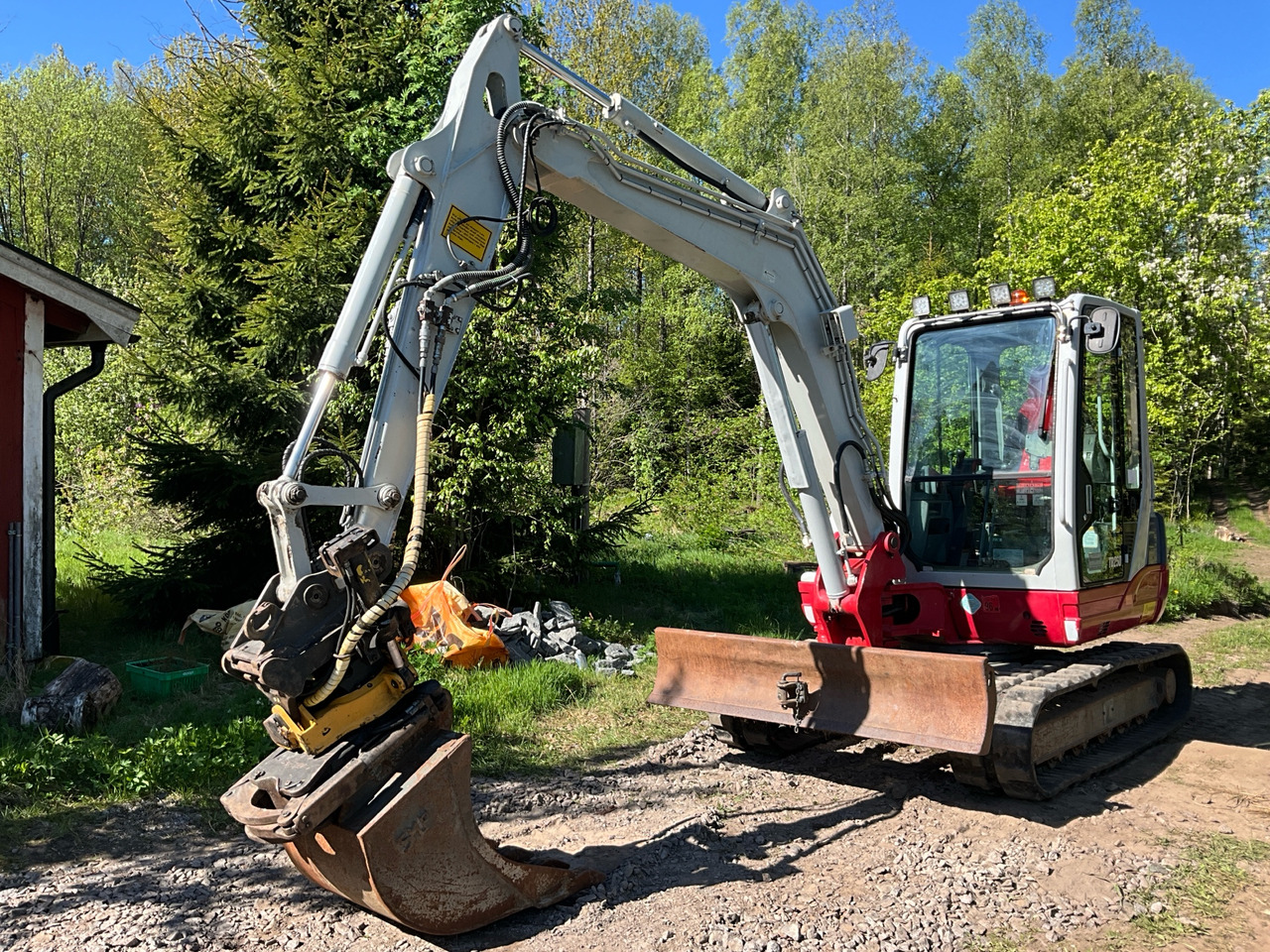 Takeuchi TB250 - Багер: снимка 1 Takeuchi TB250 - Багер: снимка 1