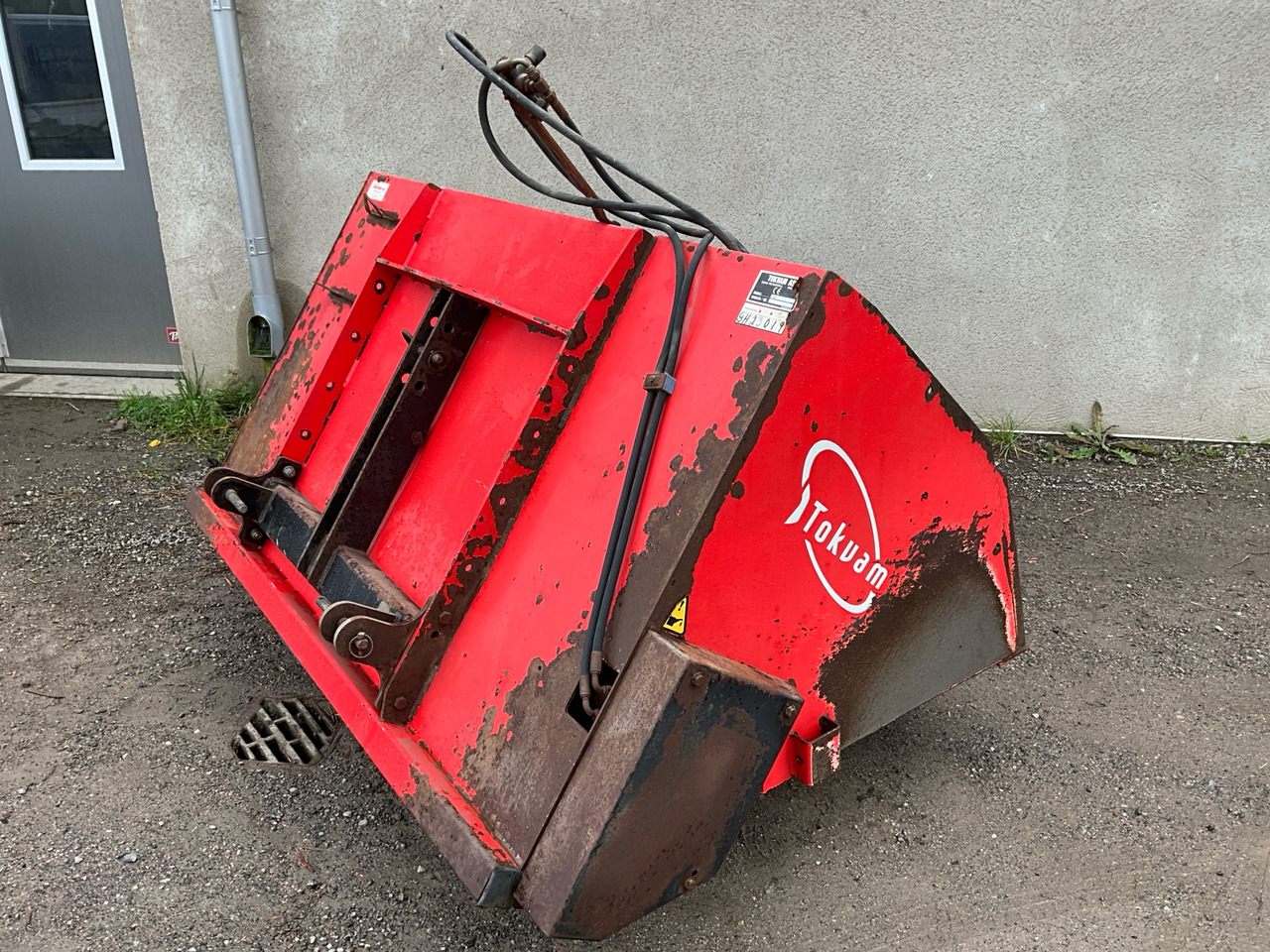 Tokvam Sma 1500 - Машина за разпръскване на сол/ Пясък: снимка 1 Tokvam Sma 1500 - Машина за разпръскване на сол/ Пясък: снимка 1