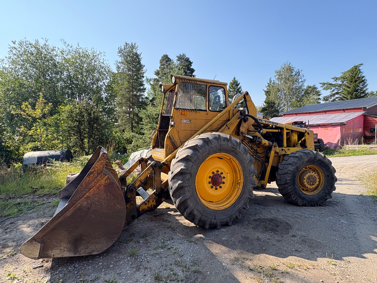 Volvo BM 840 - Колесен товарач: снимка 1 Volvo BM 840 - Колесен товарач: снимка 1