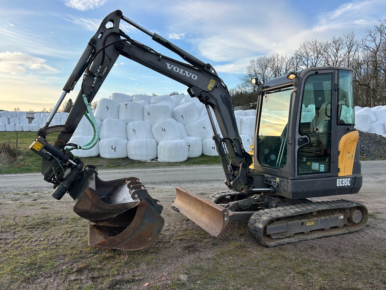 Volvo EC35C - Багер: снимка 1 Volvo EC35C - Багер: снимка 1