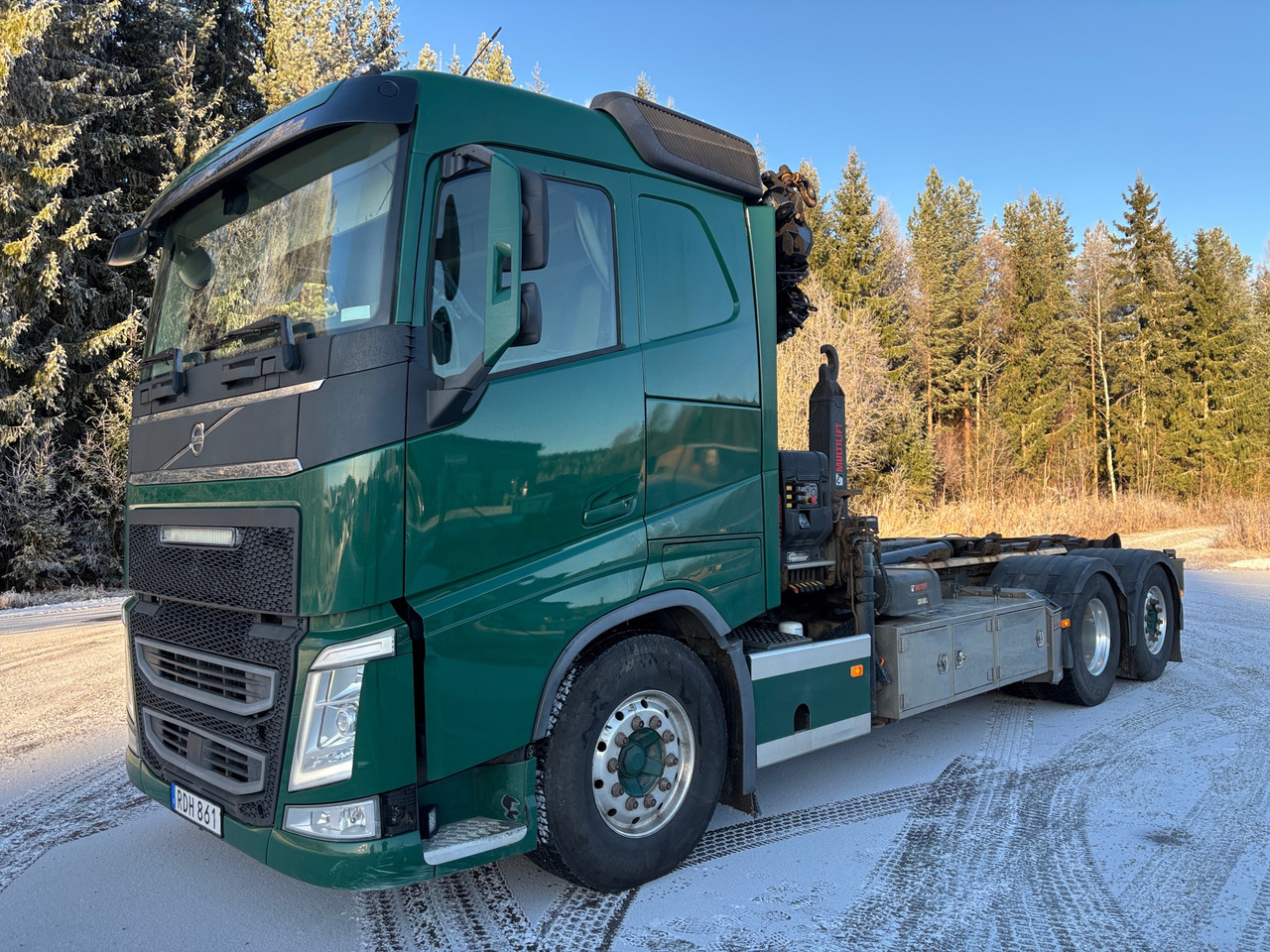 Volvo FH 460 6*2 - Камион с кран: снимка 1 Volvo FH 460 6*2 - Камион с кран: снимка 1