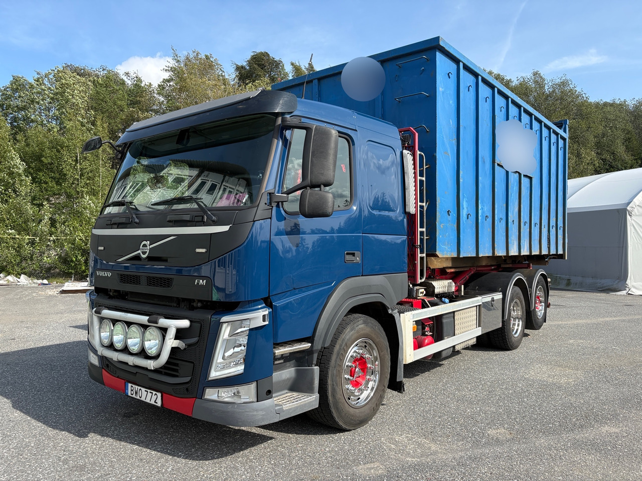 Volvo FM 6*2 - Мултилифт с кука камион: снимка 1 Volvo FM 6*2 - Мултилифт с кука камион: снимка 1