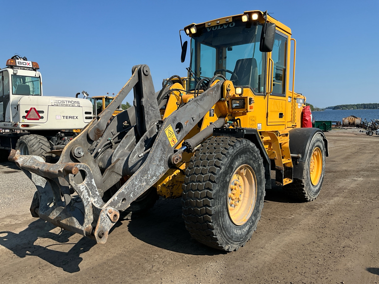 Volvo L50D - Колесен товарач: снимка 1 Volvo L50D - Колесен товарач: снимка 1