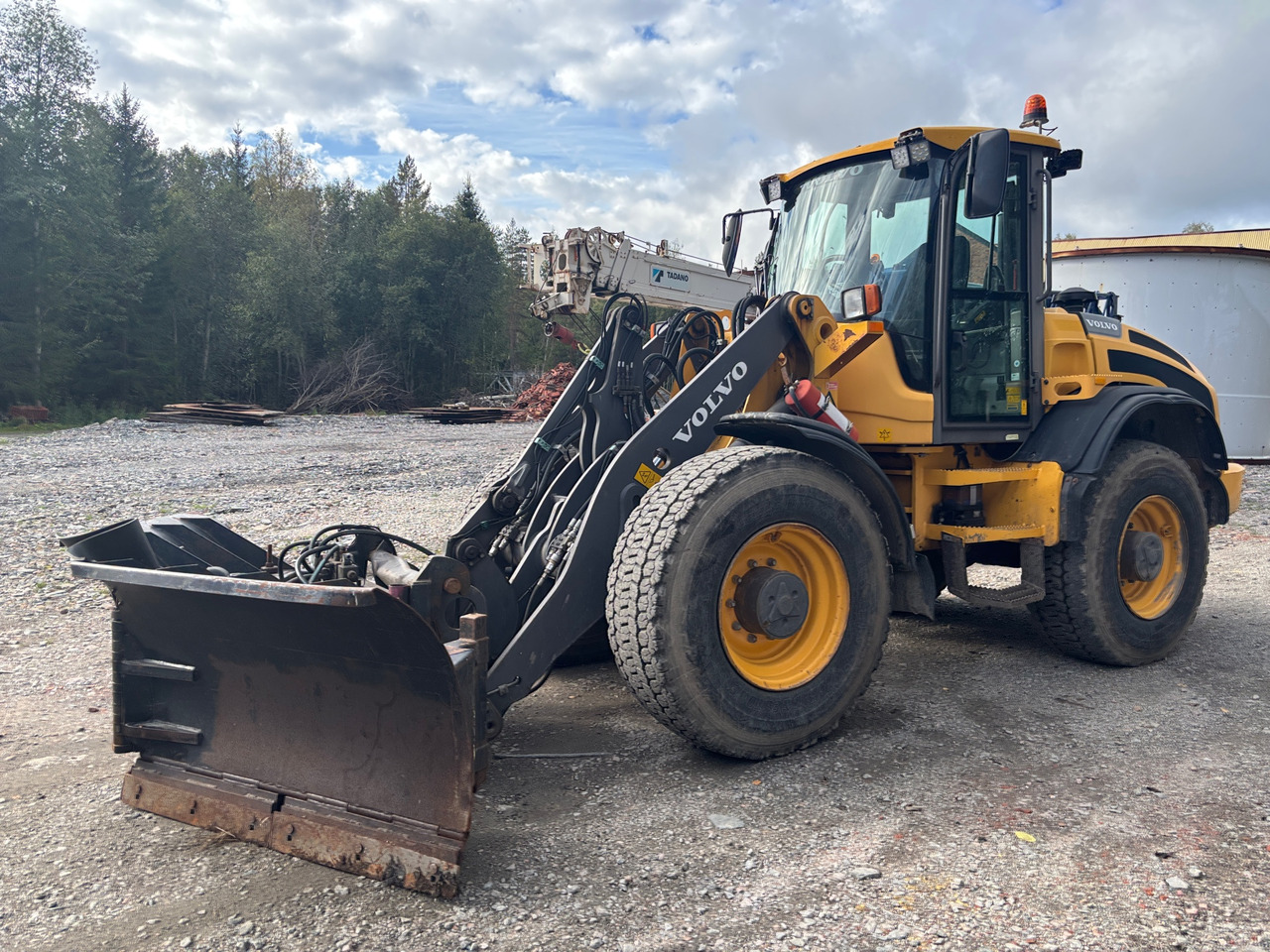 Volvo L50F - Колесен товарач: снимка 1 Volvo L50F - Колесен товарач: снимка 1