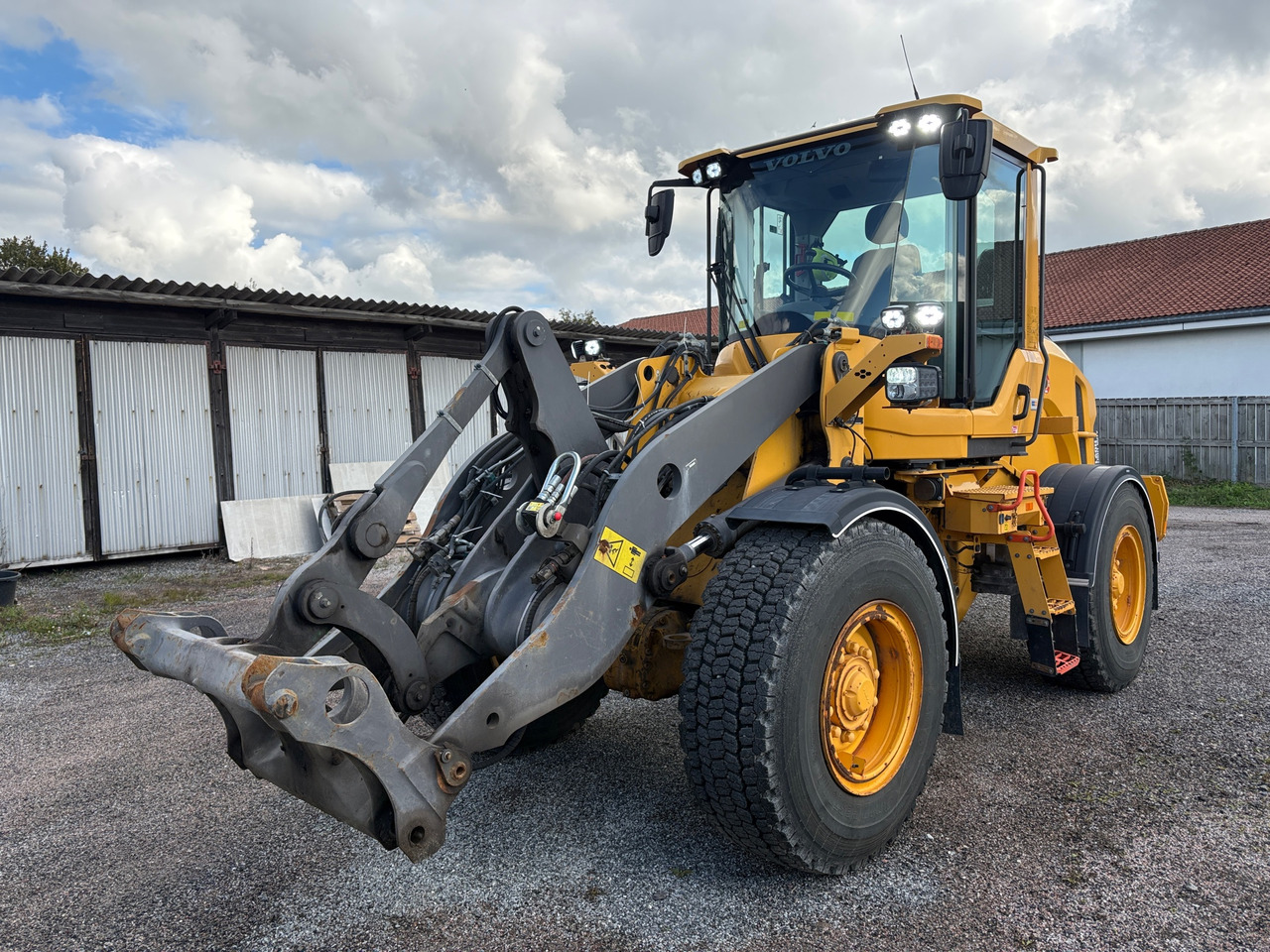 Volvo L60 H Light Duty - Колесен товарач: снимка 1 Volvo L60 H Light Duty - Колесен товарач: снимка 1