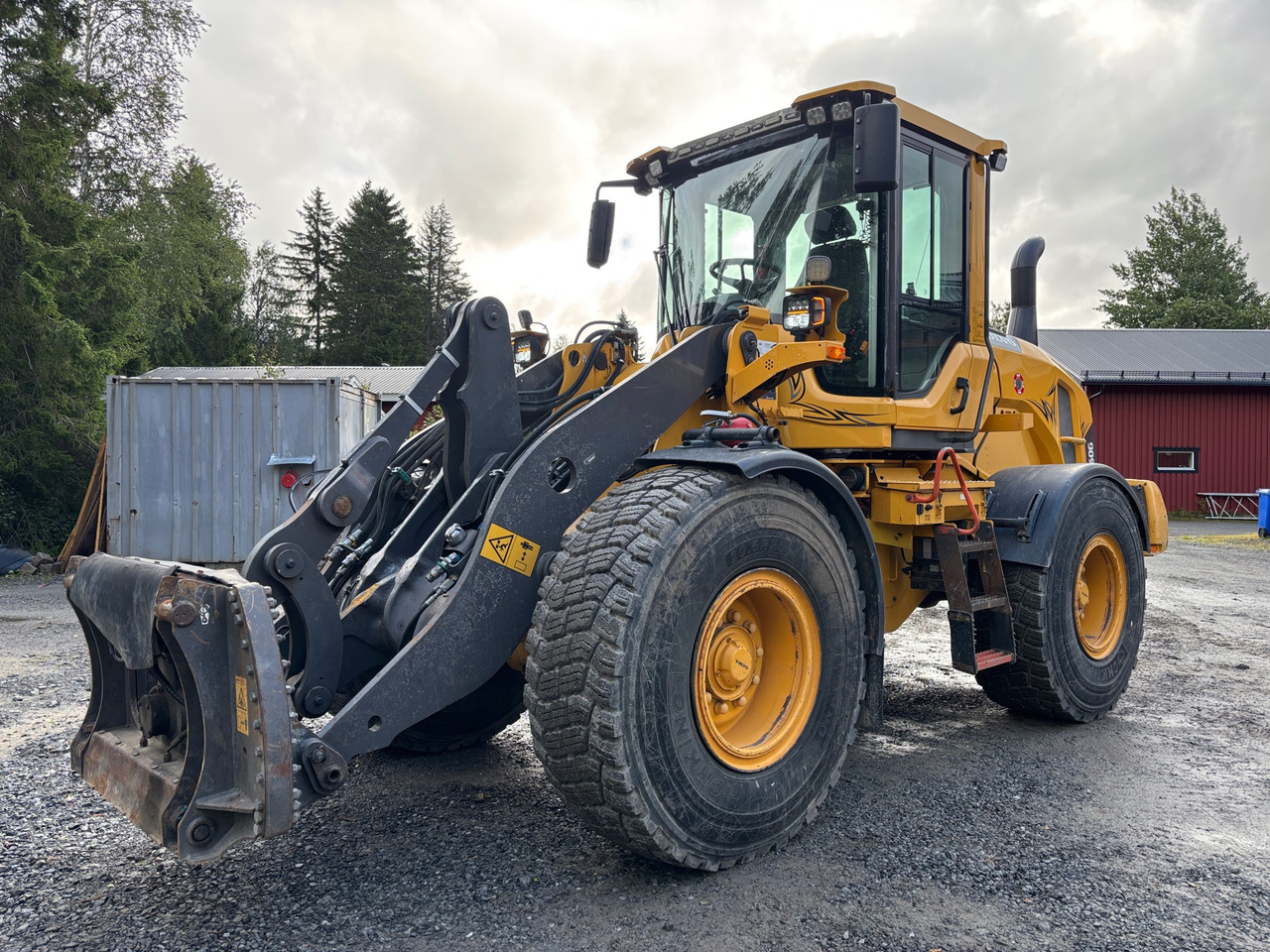 Volvo L60G - Колесен товарач: снимка 1 Volvo L60G - Колесен товарач: снимка 1