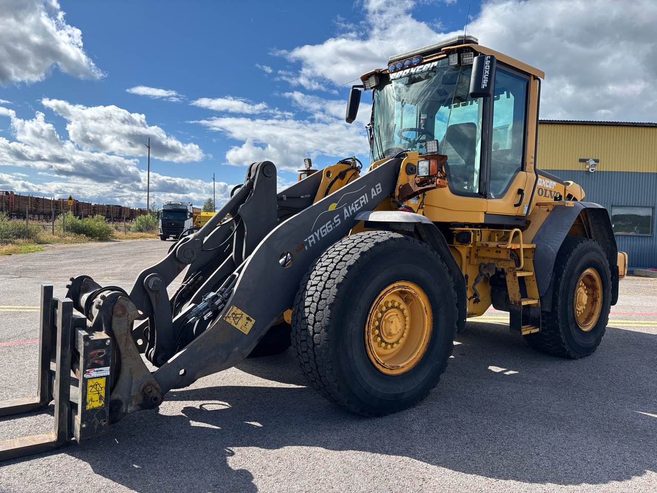 Volvo L70F - Колесен товарач: снимка 1 Volvo L70F - Колесен товарач: снимка 1