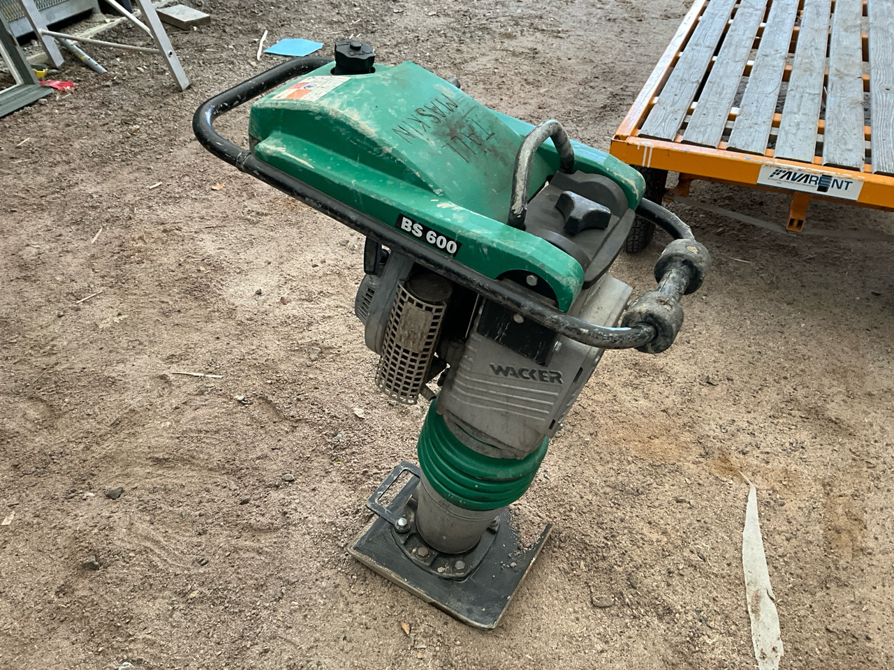 Wacker BS600 - Виброплоча: снимка 1 Wacker BS600 - Виброплоча: снимка 1
