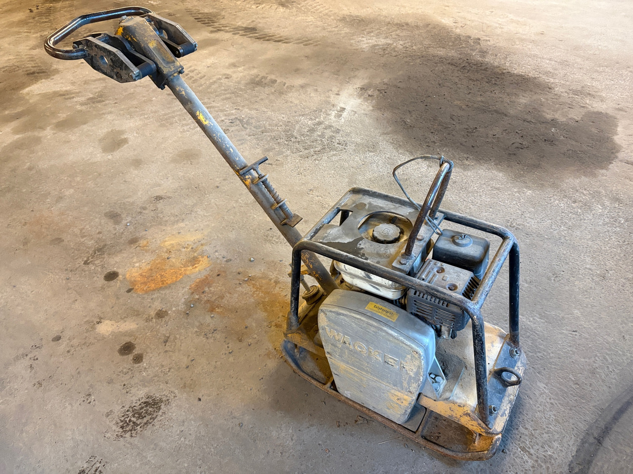 Wacker Neuson BPU 2440 A - Виброплоча: снимка 1 Wacker Neuson BPU 2440 A - Виброплоча: снимка 1