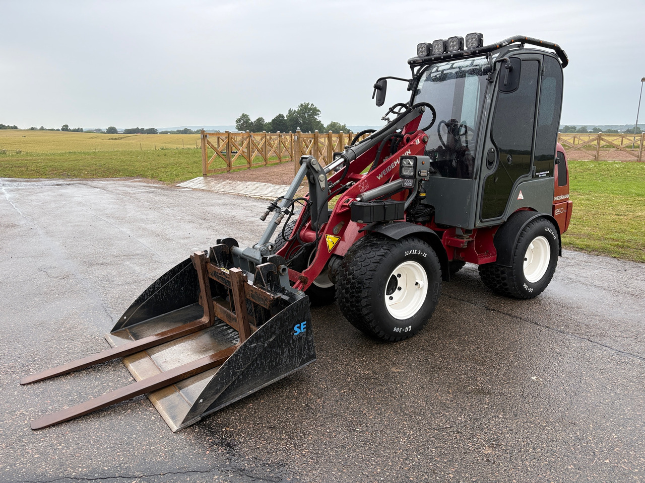 Weidemann 1250 CX35 - Колесен товарач: снимка 1 Weidemann 1250 CX35 - Колесен товарач: снимка 1