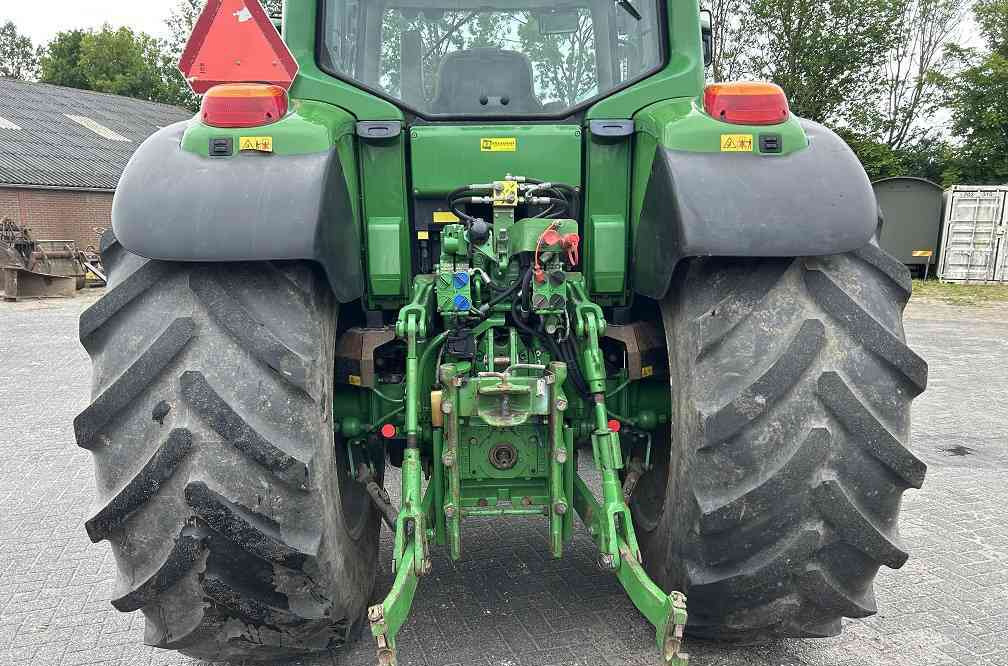 John Deere 6630 premium, 7100 uur, tls, pto, gps - Трактор: снимка 3 John Deere 6630 premium, 7100 uur, tls, pto, gps - Трактор: снимка 3