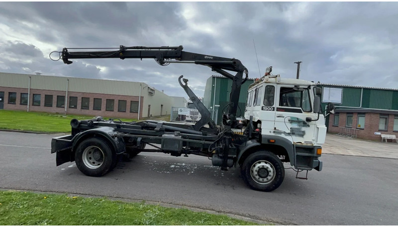 DAF 1900 FA 1900 4x4 - Самосвал камион: снимка 4 DAF 1900 FA 1900 4x4 - Самосвал камион: снимка 4