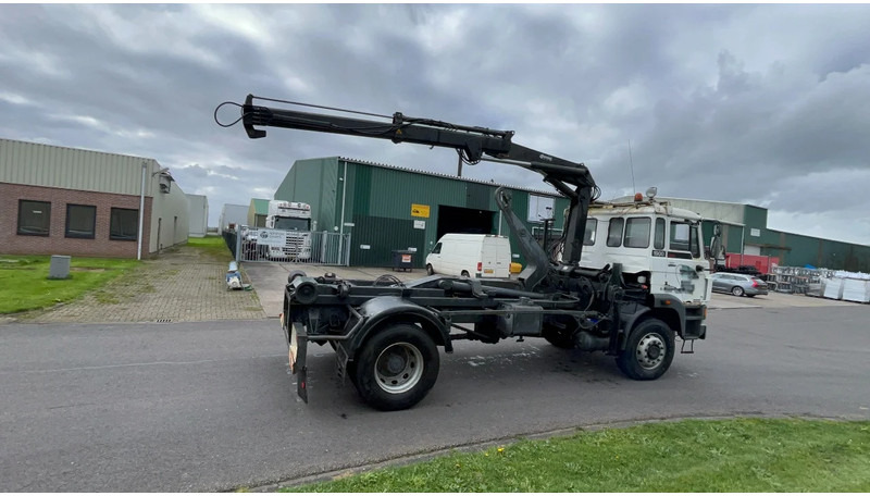 DAF 1900 FA 1900 4x4 - Самосвал камион: снимка 3 DAF 1900 FA 1900 4x4 - Самосвал камион: снимка 3