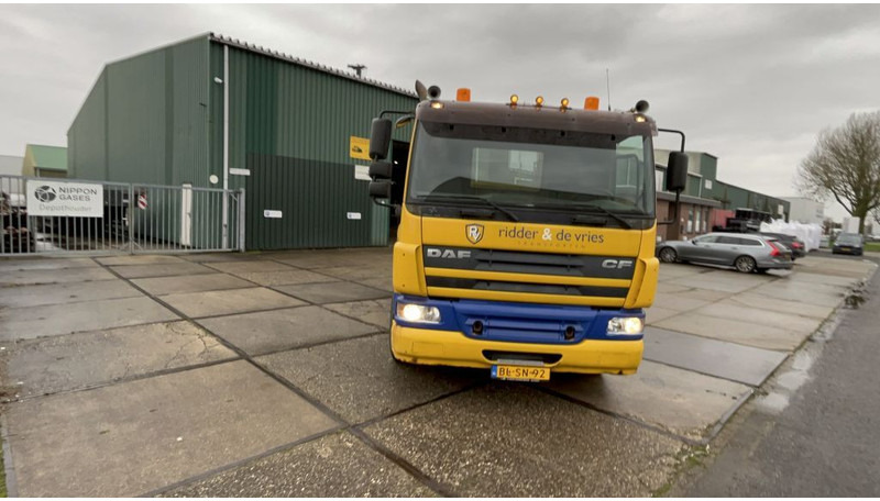 DAF CF 320 CF75-320 - Мултилифт за контейнери камион: снимка 3 DAF CF 320 CF75-320 - Мултилифт за контейнери камион: снимка 3