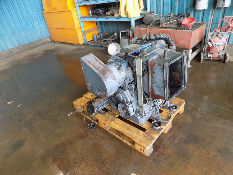 Deutz 1011 2 cillinder fur atlas copco - Компресор за въздух: снимка 2 Deutz 1011 2 cillinder fur atlas copco - Компресор за въздух: снимка 2