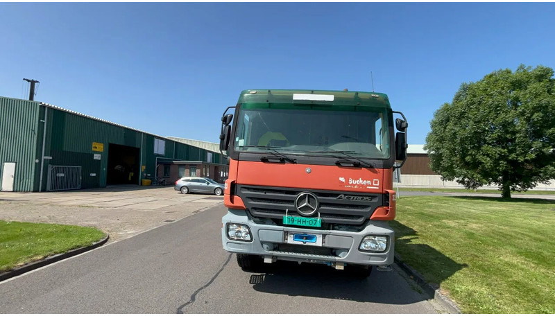 Mercedes-Benz Actros 4141 Mercedes 4141 8x4 full steel INOX tank - Каналопочистваща машина: снимка 3 Mercedes-Benz Actros 4141 Mercedes 4141 8x4 full steel INOX tank - Каналопочистваща машина: снимка 3