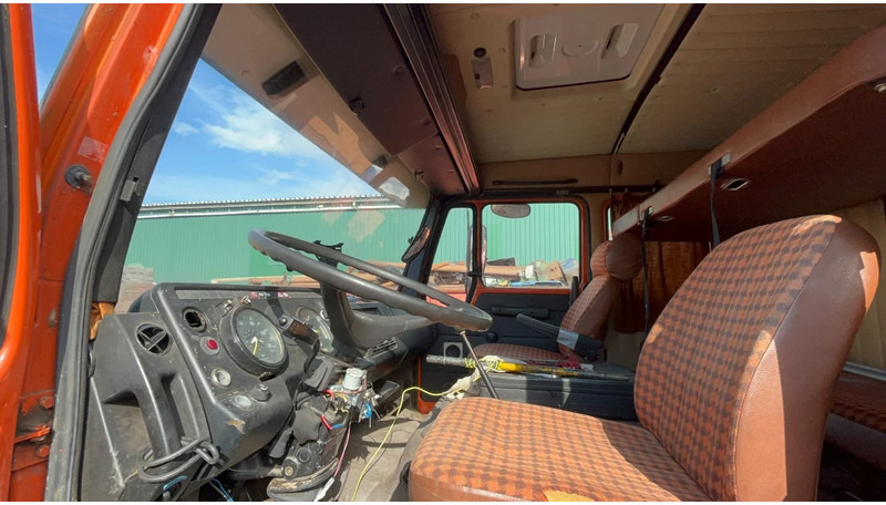 Mercedes-Benz NG Mercedes benz NG 1213 Box truck - Камион фургон: снимка 4 Mercedes-Benz NG Mercedes benz NG 1213 Box truck - Камион фургон: снимка 4