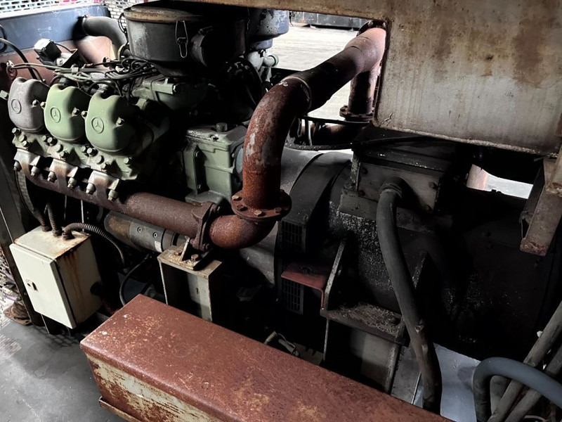 Mercedes-Benz OM401 met stamford 80 kva - Електрогенератор: снимка 4 Mercedes-Benz OM401 met stamford 80 kva - Електрогенератор: снимка 4