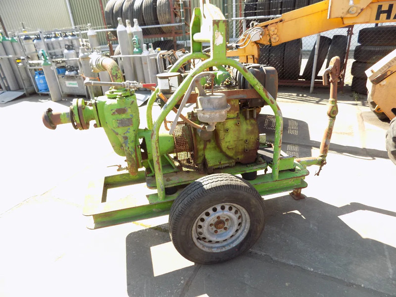 Hatz 2 cillinder waterpomp waterpomp diesel hatz. - Водна помпа: снимка 1 Hatz 2 cillinder waterpomp waterpomp diesel hatz. - Водна помпа: снимка 1