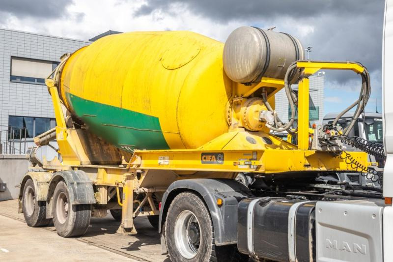 Cifa BETON MIXER/MALAXEUR/MISCHER 12M3 - STEERING AXLE - Полуремарке бетон миксер: снимка 2 Cifa BETON MIXER/MALAXEUR/MISCHER 12M3 - STEERING AXLE - Полуремарке бетон миксер: снимка 2