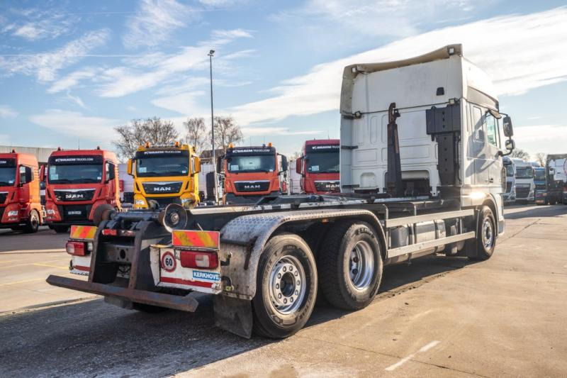 DAF XF 105.460 -6X2-INTARDER+AJK 20 T. - Мултилифт с кука камион: снимка 3 DAF XF 105.460 -6X2-INTARDER+AJK 20 T. - Мултилифт с кука камион: снимка 3
