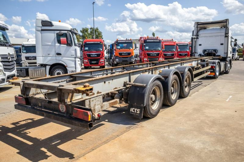 Fruehauf CONTAINERCHASSIS 40' - Контейнеровоз/ Сменна каросерия полуремарке: снимка 4 Fruehauf CONTAINERCHASSIS 40' - Контейнеровоз/ Сменна каросерия полуремарке: снимка 4