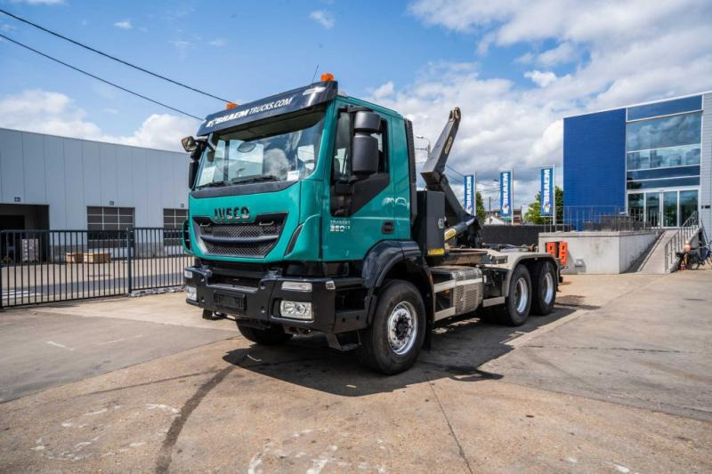 Iveco TRAKKER 360-6x4-PALFINGER - Мултилифт с кука камион: снимка 1 Iveco TRAKKER 360-6x4-PALFINGER - Мултилифт с кука камион: снимка 1