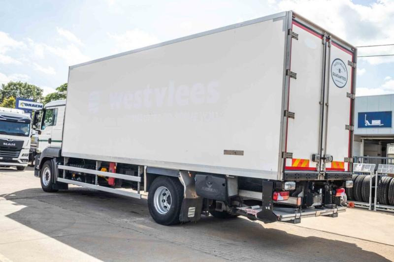 MAN TGS 18.320 BL -CARRIER 850-Vlees/Meat/Viande/Fleisch - Рефрижератор камион: снимка 4 MAN TGS 18.320 BL -CARRIER 850-Vlees/Meat/Viande/Fleisch - Рефрижератор камион: снимка 4