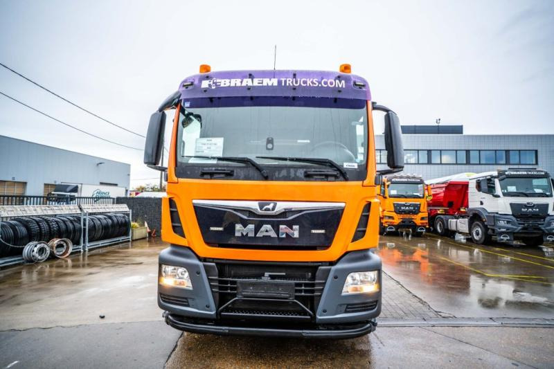 MAN TGS 33.420 BB - Мултилифт с кука камион: снимка 2 MAN TGS 33.420 BB - Мултилифт с кука камион: снимка 2